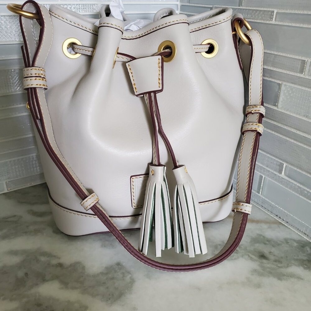 NWT - SET Dooney & Bourke Florentine Small Drawstring & Lg Zip Wristlet Ecru - Picture 11 of 16